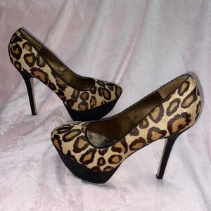 SAM EDELMAN LEOPARD PRINT PEEP TOE PLATFORM PUMPS